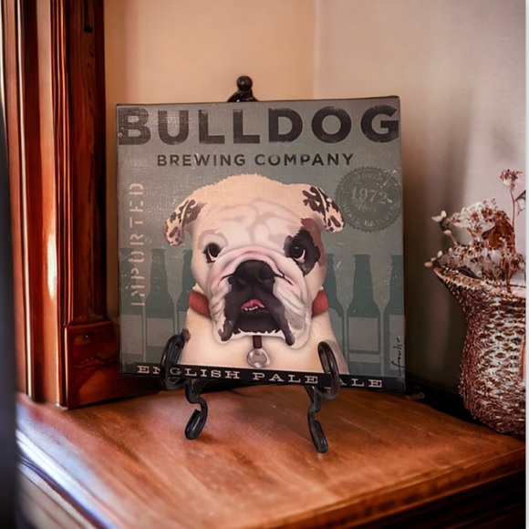 Adorable Canvas Art featuring a English Bulldog - Picture 10 of 12